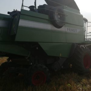 Combina agricola Fendt 5220 E