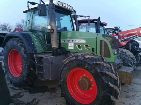 Tractor agricol Fendt 716 an 2012